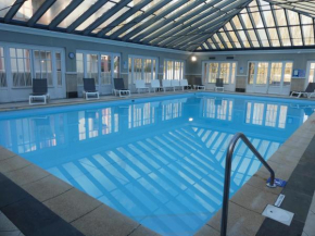 Appart 4 pers av balcon-parking gratuit-piscine int chauffée-serviettes et linge de lit compris